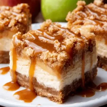 Caramel Apple Cheesecake Bars