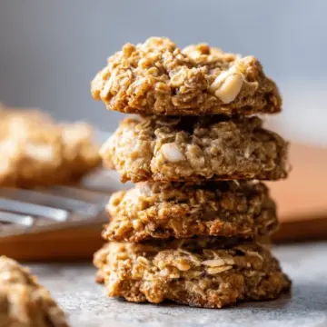 Healthy 3-Ingredient Banana Oatmeal Cookies