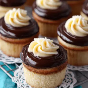Boston Cream Pie Cupcakes