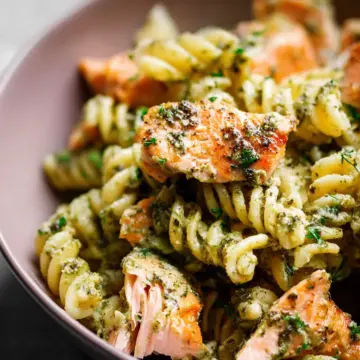 Salmon Pesto Pasta